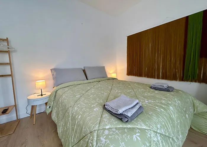 Modern Studio Apartment - 18